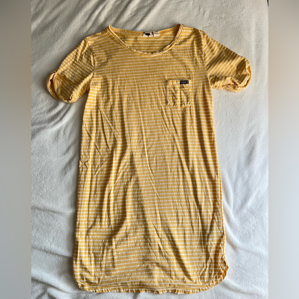 Roxy yellow t-shirt dress